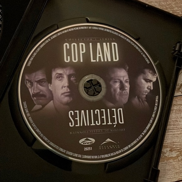 3/$15 u pick dvds📀or 1 for $9~ Cop Land, exclusive directors cut - Picture 3 of 7